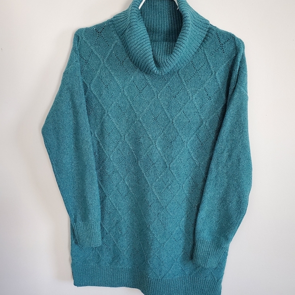 NWT Reitmans Sweater - Picture 3 of 5